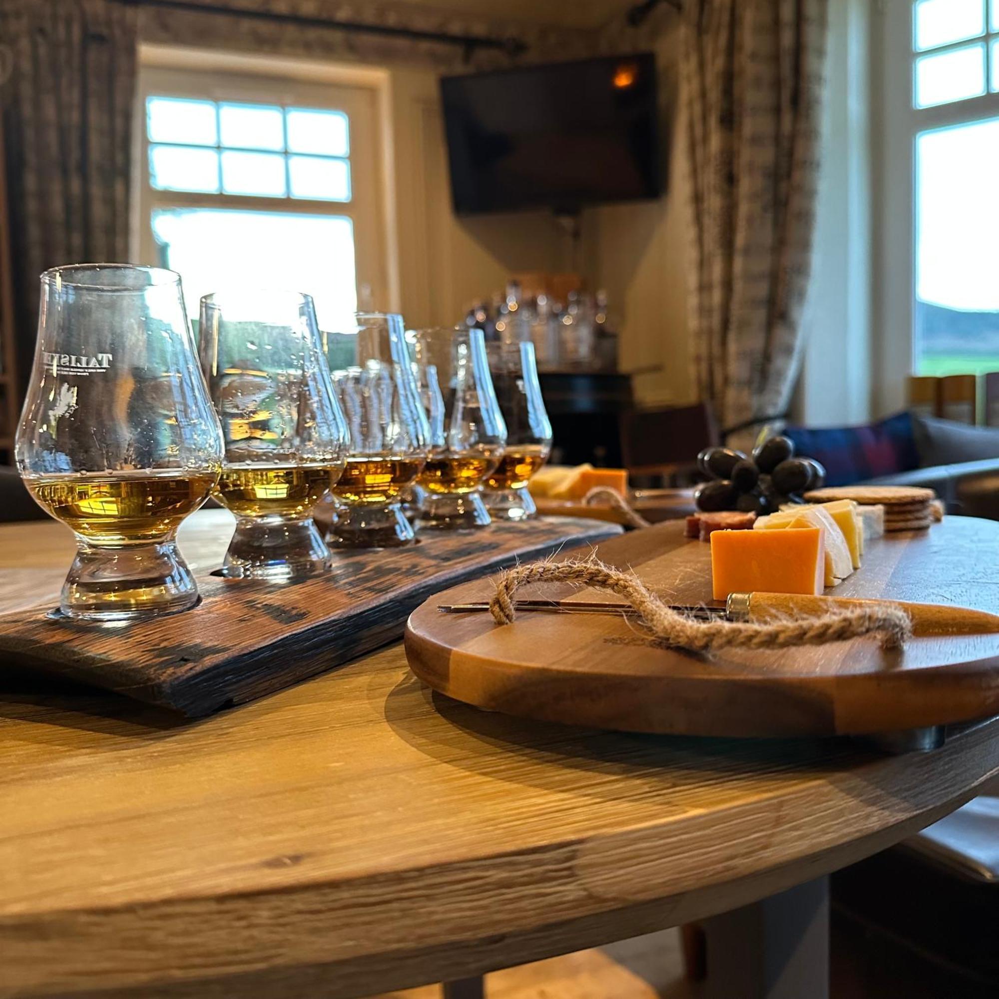 The Gables Whisky B&B Dufftown Exteriör bild